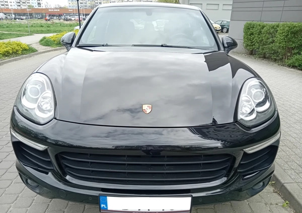 Porsche Cayenne cena 146000 przebieg: 71000, rok produkcji 2015 z Gdańsk małe 254